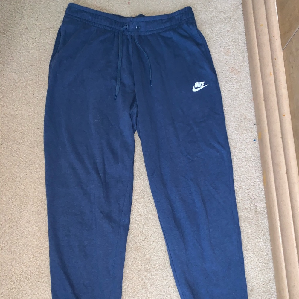 nike joggers
